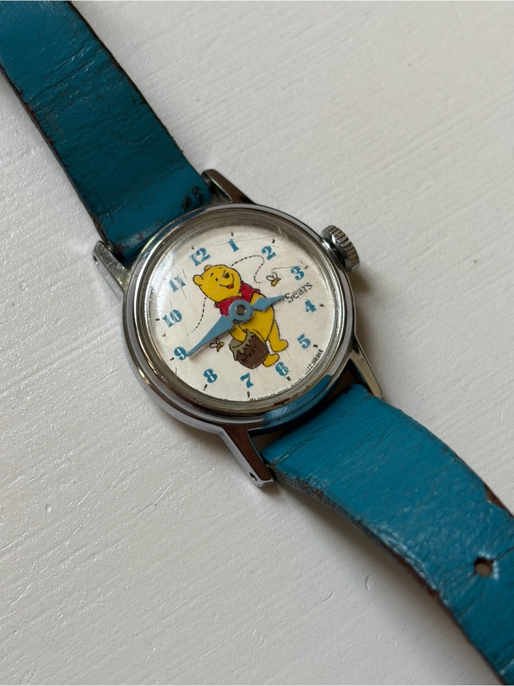 1960s Sears Winnie the Pooh Honey Pot & Bees Manual Wind Wrist Watch *Working